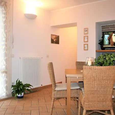 Casa Artis - Yourlakecomohome شقة